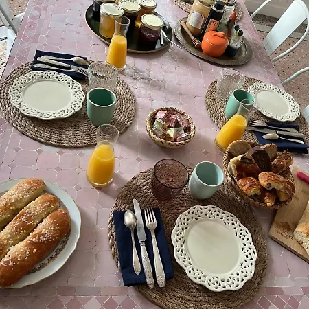 Maison Douce 4* Арль